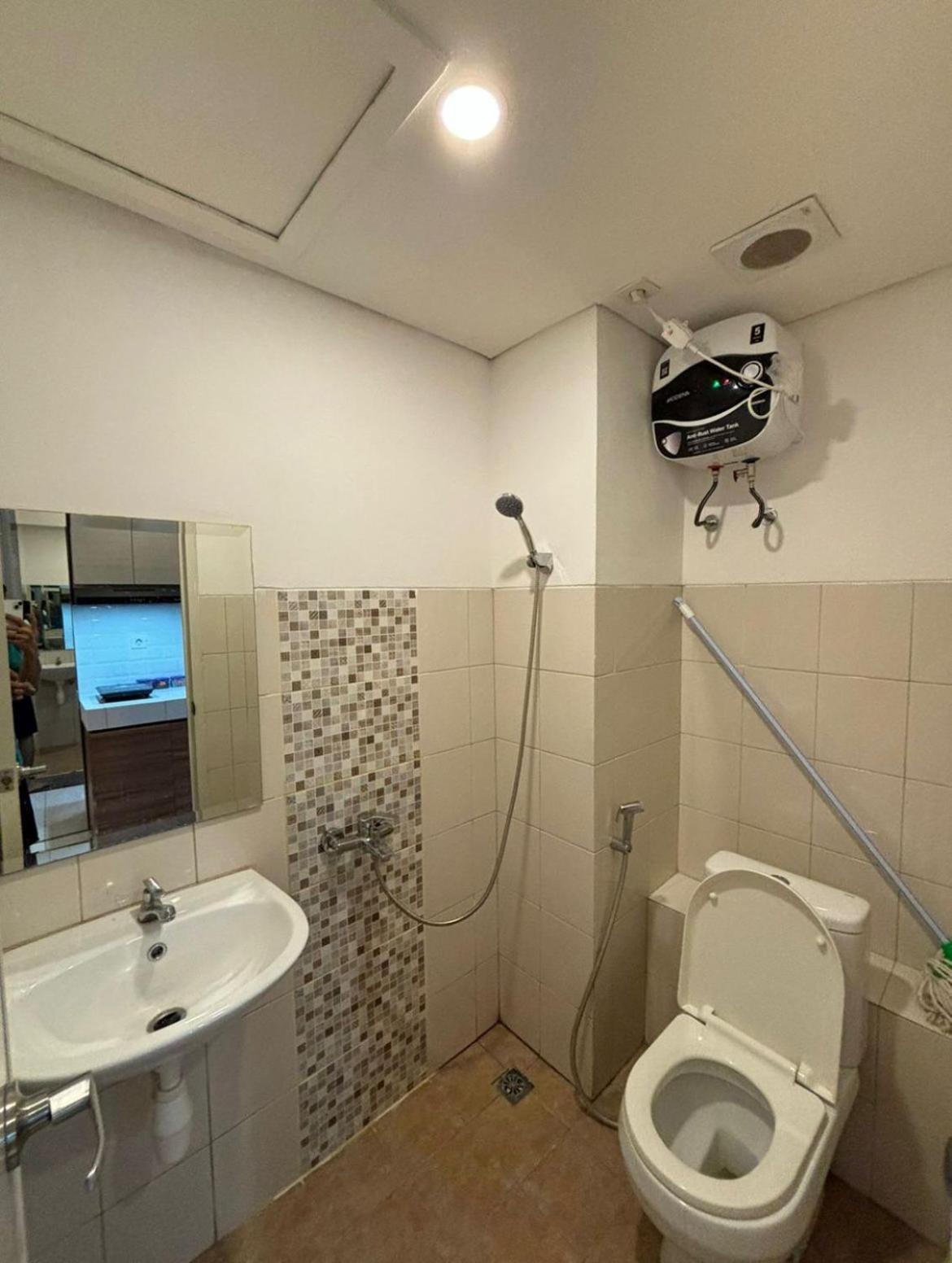 Hotel Riverview Tower Mahakam By Uvrooms
